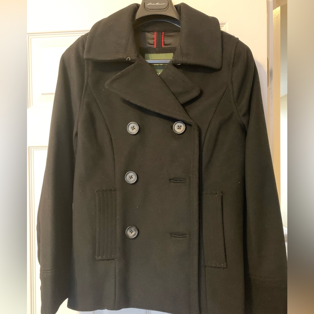 NWT-Beautiful women’s wool pea coat -Size M